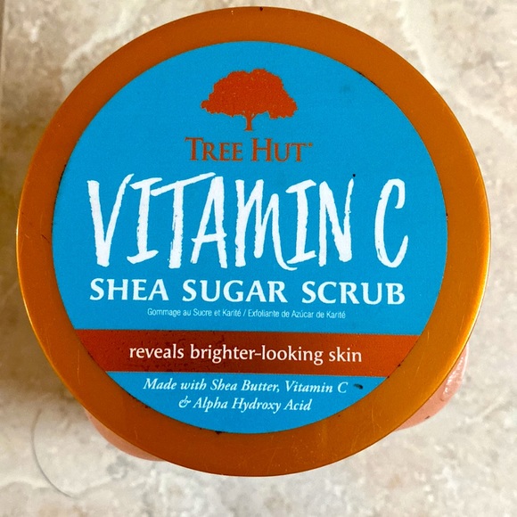 Vitamin C Shea Sugar Scrub From Tree Hut - Picture 2 of 2